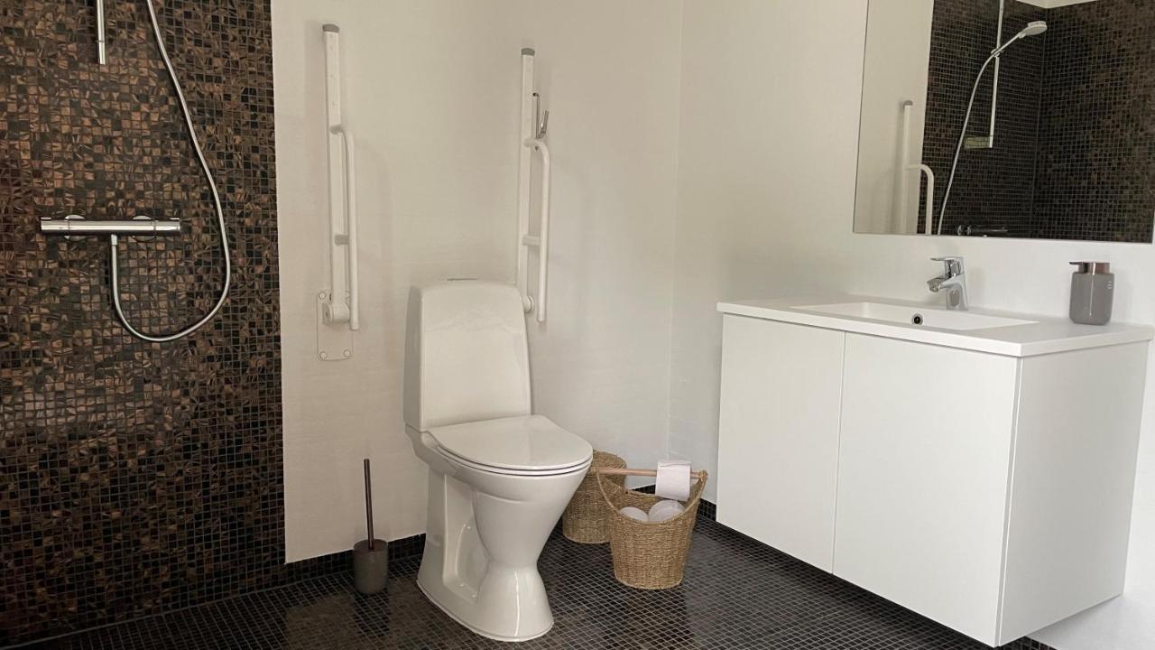 Holiday Rooms Mollebo Ansager Bagian luar foto